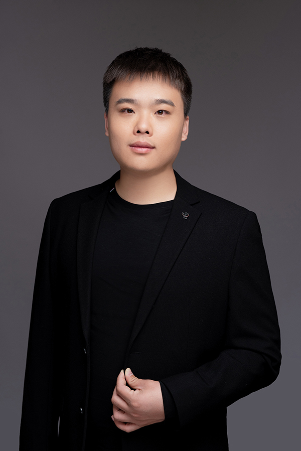 客戶經(jīng)理：薄晉濤