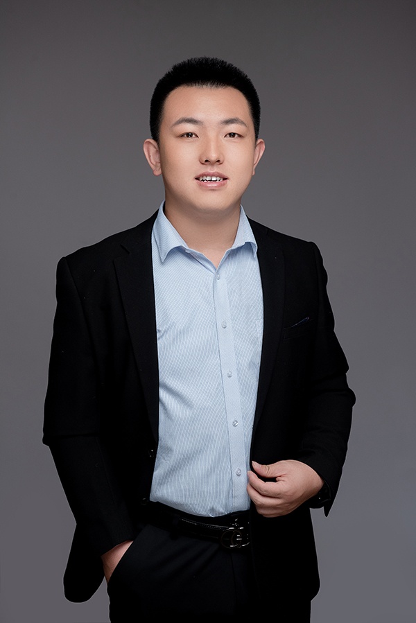 客戶經(jīng)理：郭宇廷