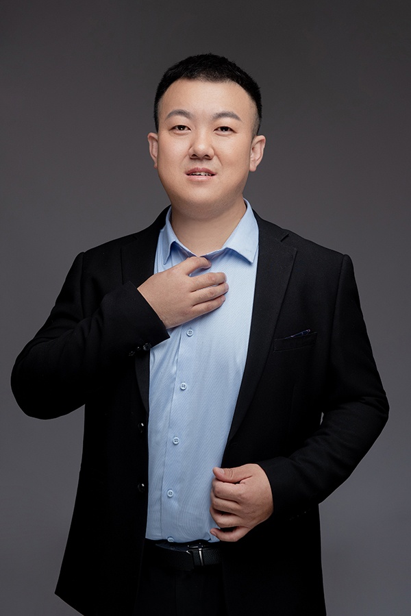 客戶經(jīng)理：張亞雄